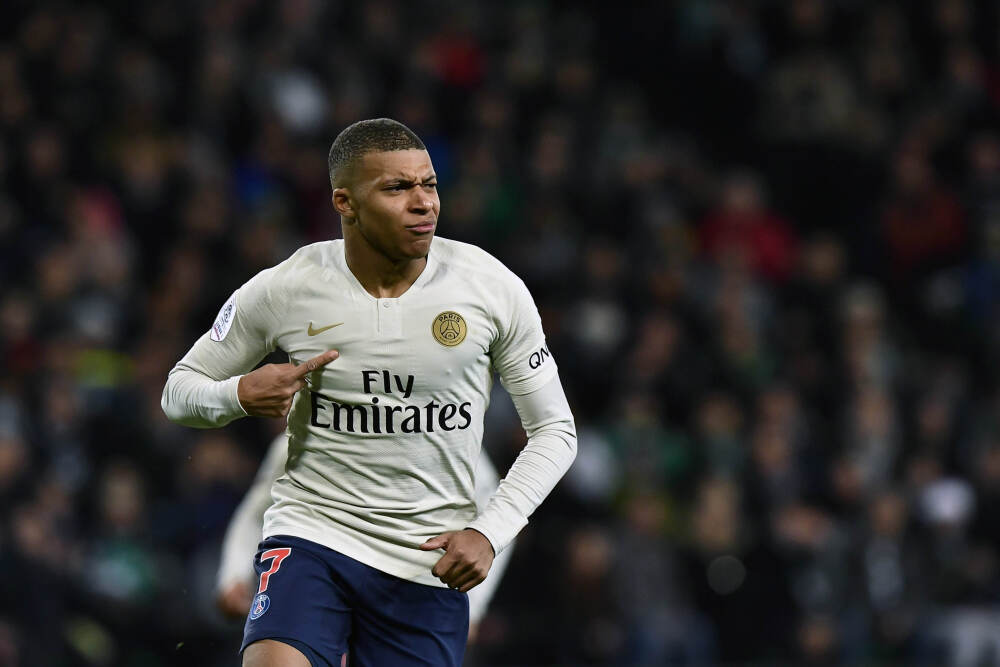 从“大湾鸡”到电竞粤超看广东文化如何劲到飞起